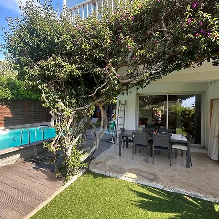 2 Pieces A Avec Piscine Apartment *